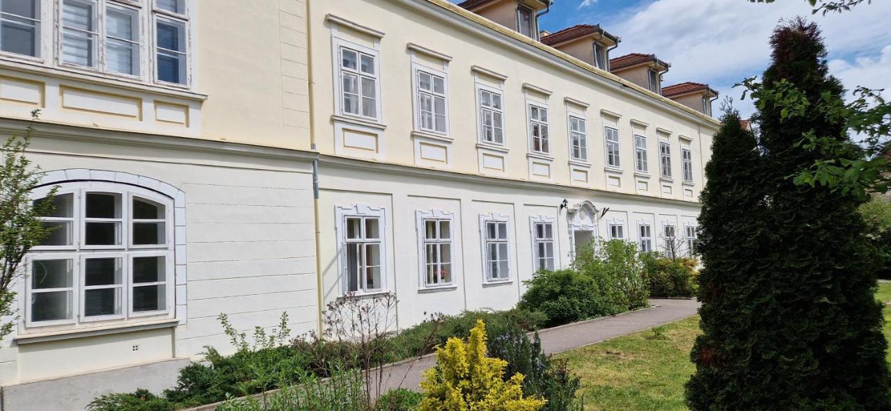 Gold 3 Apartment Sopron Exterior photo