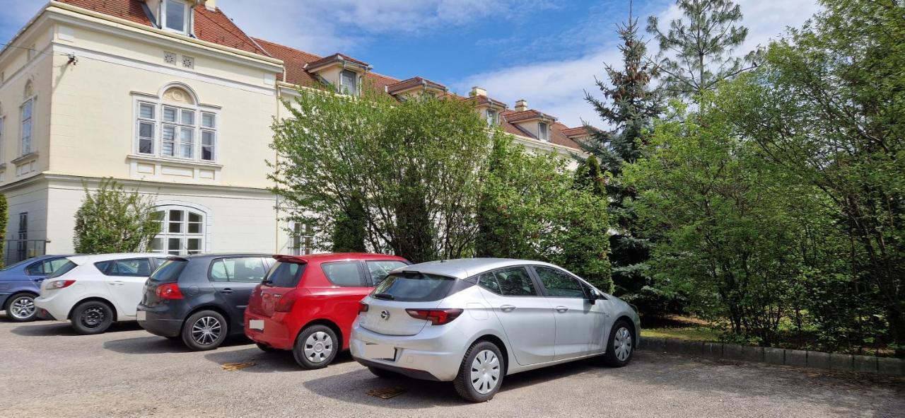 Gold 3 Apartment Sopron Exterior photo